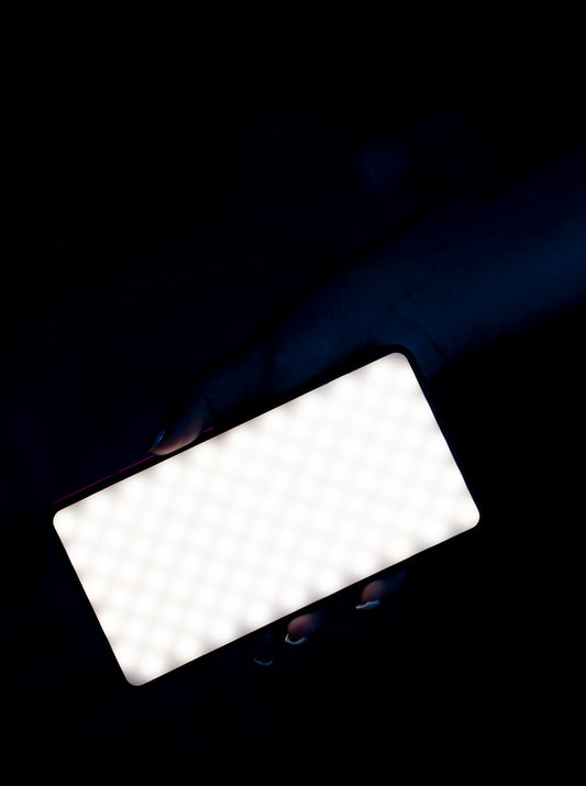 Pocket Fill Light Power Bank – Portable Outdoor Photography Charger